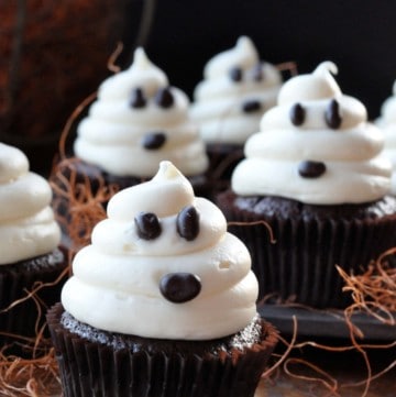 Ghosts on Halloween Carrot Cake Cupcakes Fast and Easy Cupcakes
