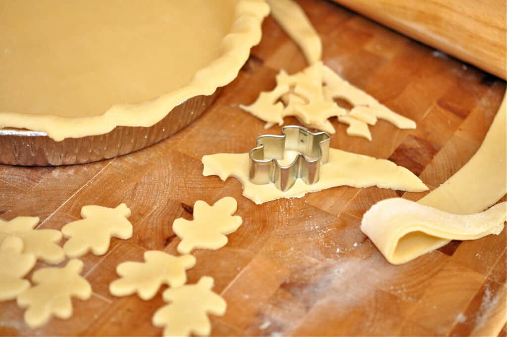 Cut out decorations for pie crust